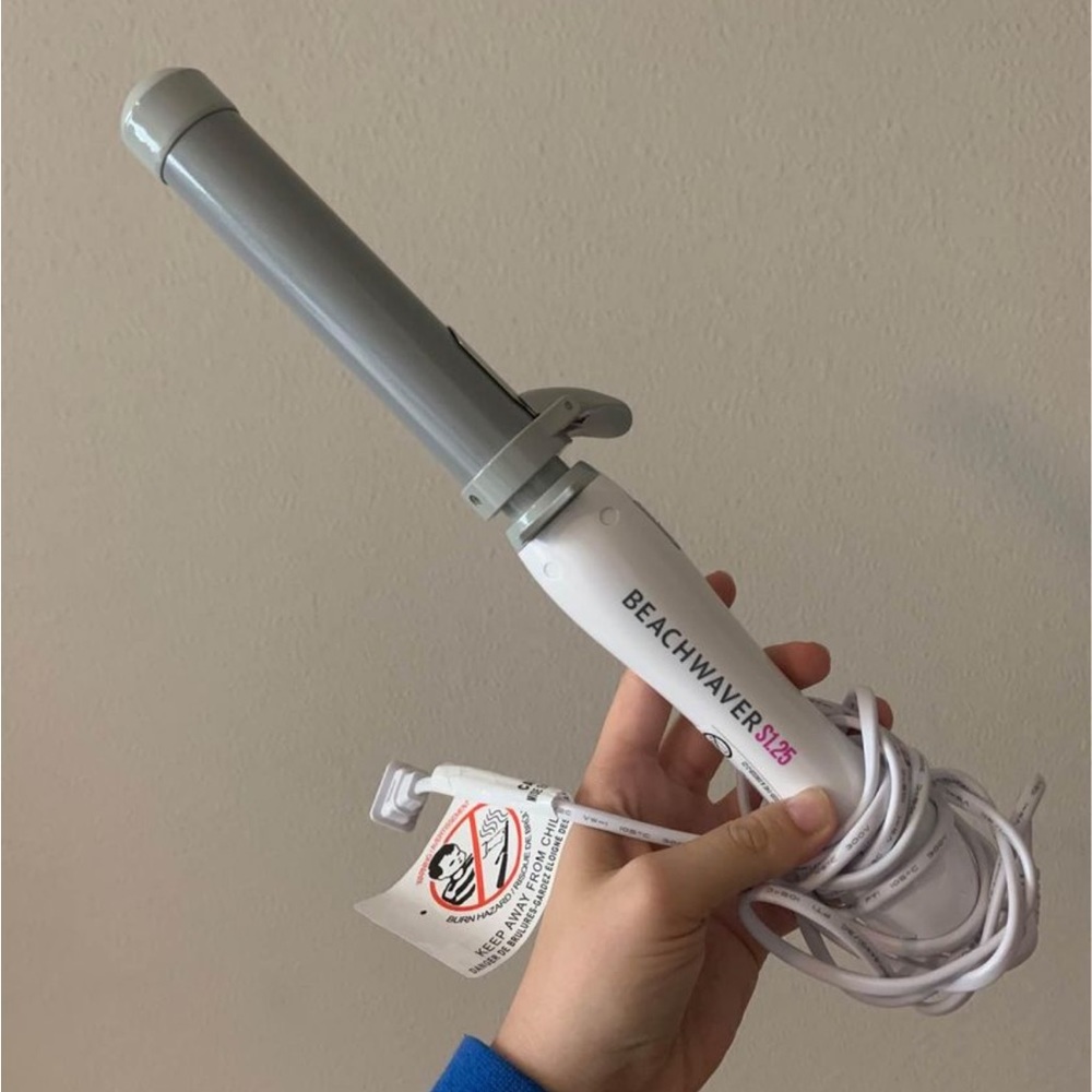 Beachwaver S1.25-Dual Voltage Rotating Curling Iron